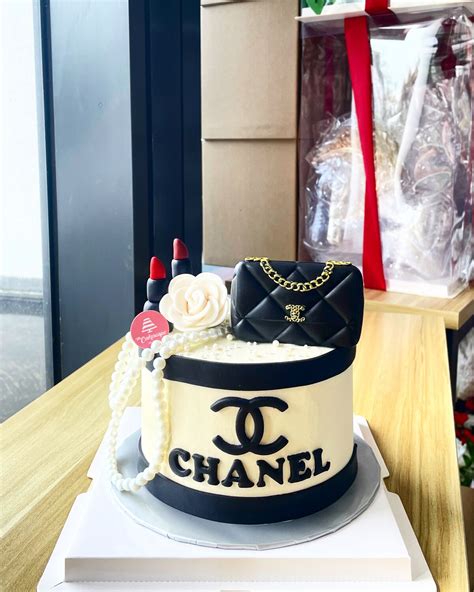 Chanel cake recipe